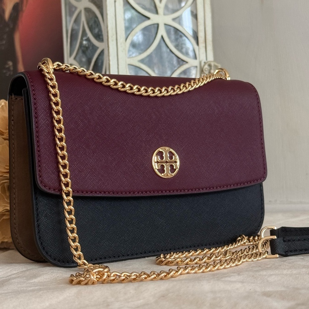 New Tory Burch COLOR-BLOCK SHOULDER
BAG PORT / BLACK / CLASSIC
TAUPE